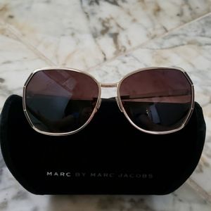 😎Marc by Marc Jacob's Sunglasses 🕶